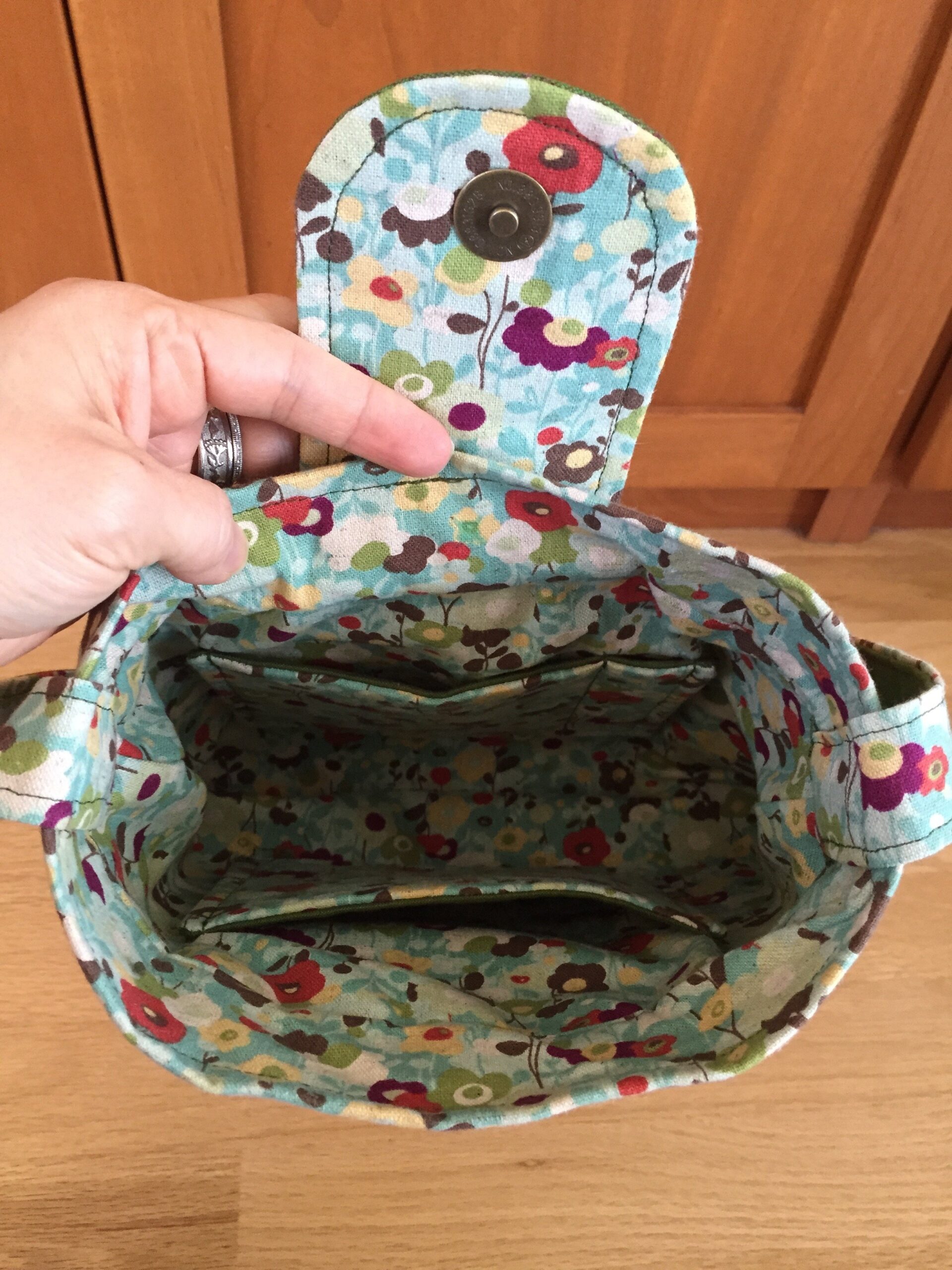 Caitlyn Handbag Apevivriah Studio Art And Illustration Surface Design Textile Arts Sewing Blog